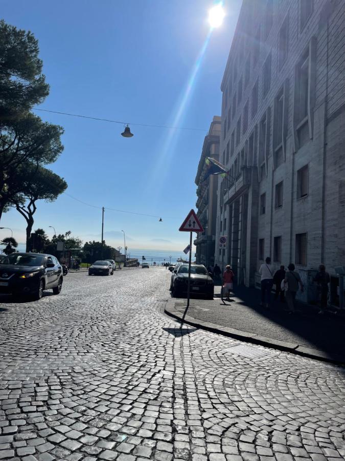 Giulieda In Wonderland * Napoli
